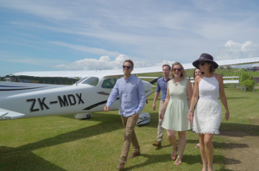 Flying to Waiheke
